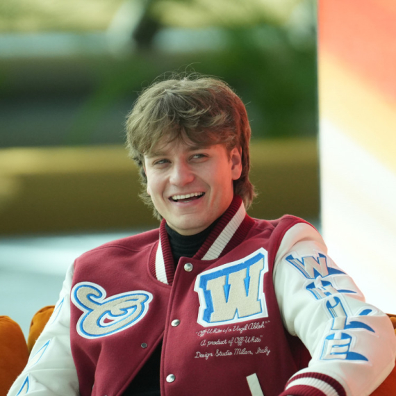 Veliki i brzi uspeh ga NIJE PROMENIO! Jakov se OVIH SITNIH ZADOVOLJSTAVA i dalje ne odriče (VIDEO)