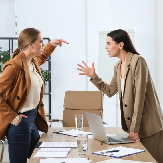 Horoskopski znakovi koji važe za kolege iz "pakla"