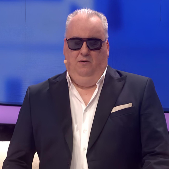 Dejan Matić 10 godina nije mogao da peva svoj veliki hit: „Mislio sam nikada više neću stati na binu“