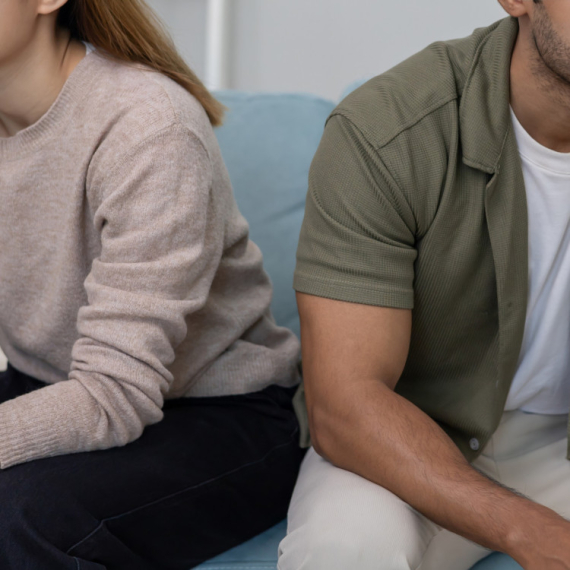 Generacija Z ima novi razlog za prekidanje ljubavnih odnosa i nema nikakve veze sa romantičnim osećanjima