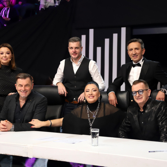 Nikad nije kasno - Nedelja, 1. mart - „Ne sećam se da me je neko ovako pomerio“; Mare van sebe zbog nastupa takmičara (VIDEO)