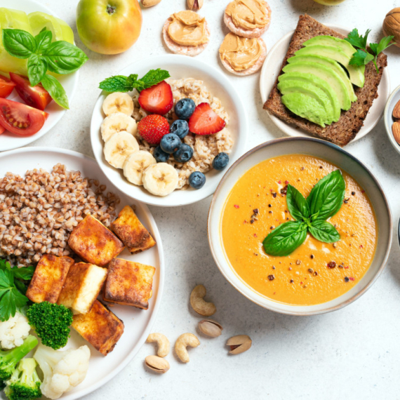 Šta jesti tokom POSTA, ali i sačuvati imunitet? Nutricionistkinja daje odličan JELOVNIK koji možete primeniti