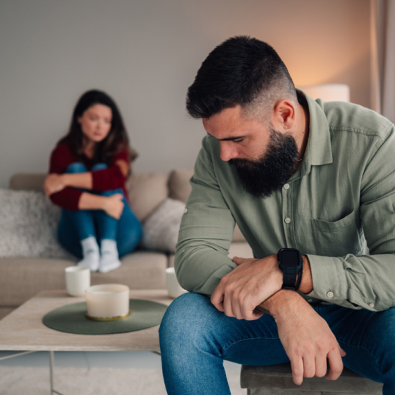 Zašto mnogi i dalje ostaju u toksičnim vezama?