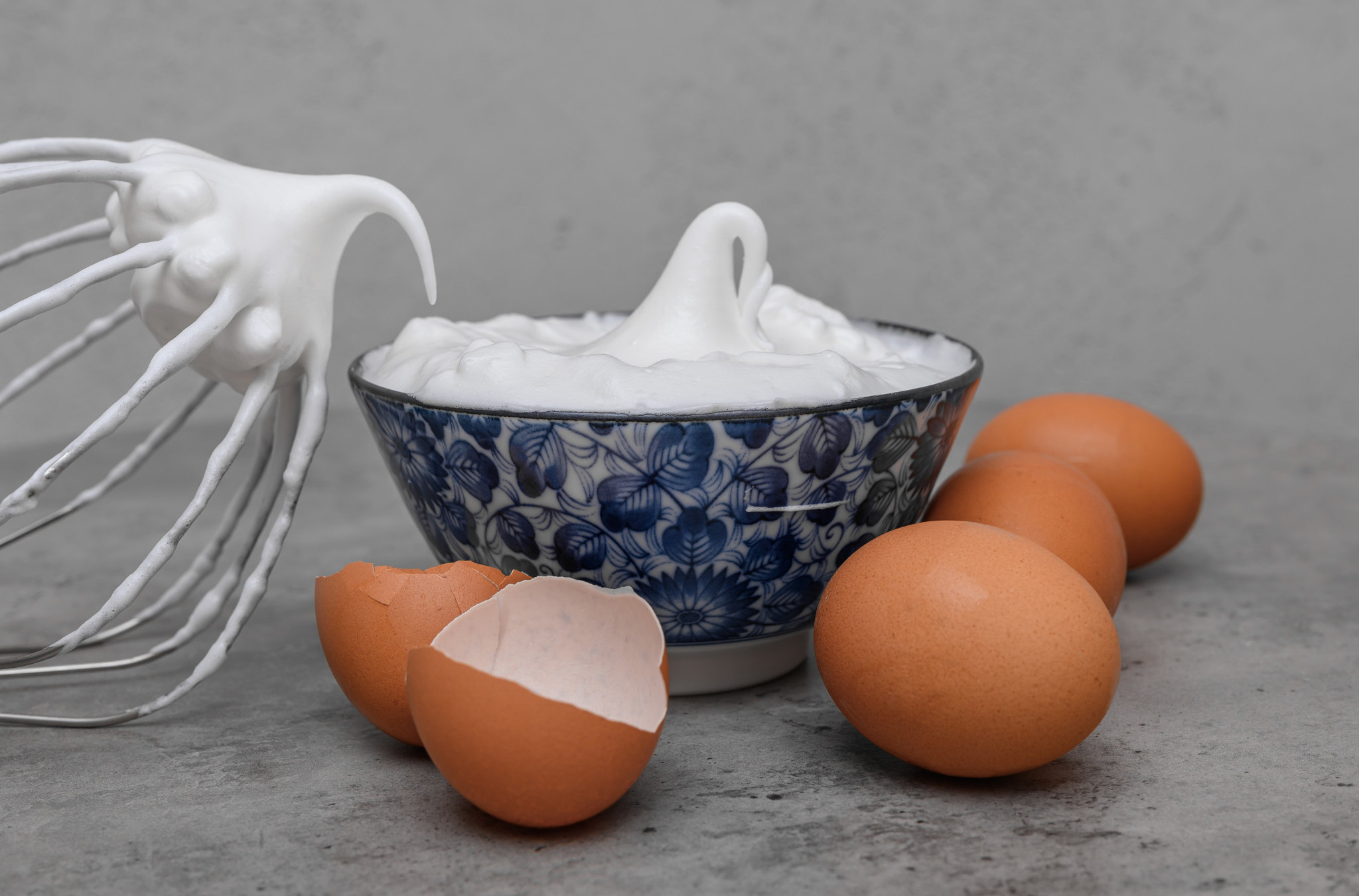 Proteinski hlepčići od belanaca - spremni očas posla, a toliko ukusni (VIDEO)