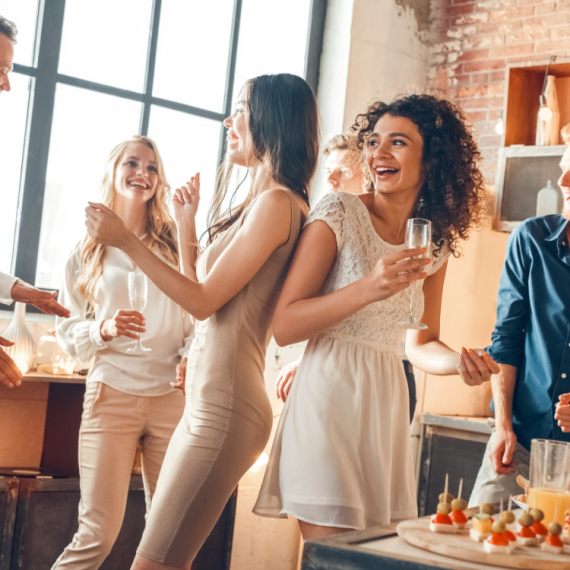 Čuli ste za introvertne i ekstrovertne ljude, a da li možeda spadate u AMBIVERTNE?