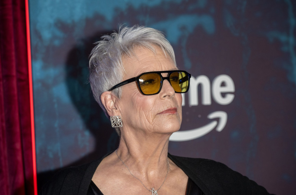 U 68. godini objavila selfi u brusu: "Ovo je najbolje što sam smislila u limuzini" (FOTO)