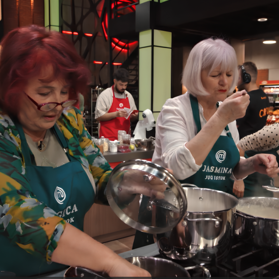 Takmičarka GREŠKOM stavila SO UMESO ŠEĆERA, nastao haos u kuhinji: „Moj tim je bio blaga KATASTROFA“