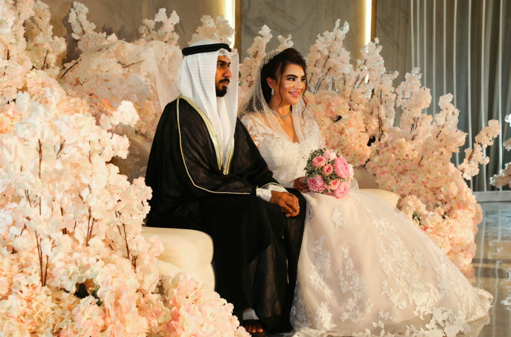 Domaćici iz Dubaija muž KUPIO OSTRVO da bi mogla da NOSI BIKINI: Kada su videli ovaj snimak i CIFRE KOJE TROŠE, ljudima se ZAVRTELO U GLAVI