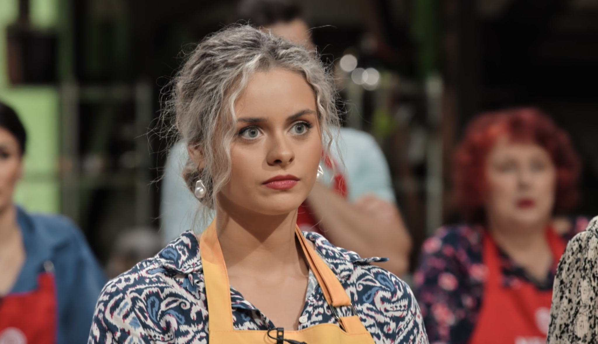 Hrabrost ili ludost?! Ona NIKADA NE JEDE MESO, a baš njeno jelo je stavljeno PRED SUDIJE!