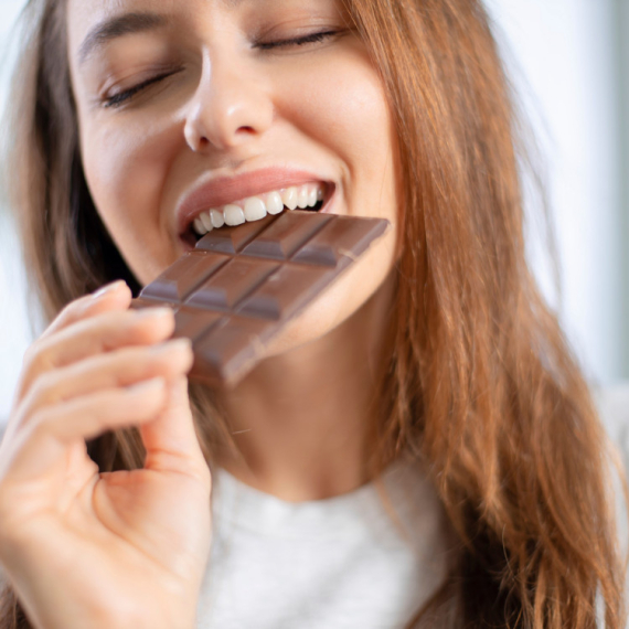 Šta znači kada vam se jede ČOKOLADA, a šta kada vam se traži HLEB? Otkrijte šta ŽUDNJA za određenim namirnicama predstavlja za vaš organizam