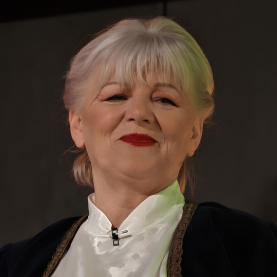 Zašto su sve oči bile uprte u Jasminu? Pojavila se u OVOM IZDANJU i oduševila sve prisutne