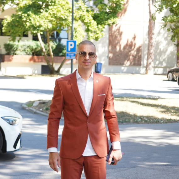 Milan Mitrović otkrio da li se žiri Zvezde Granda svađa iza scene: "Iskren da budem..." (VIDEO)