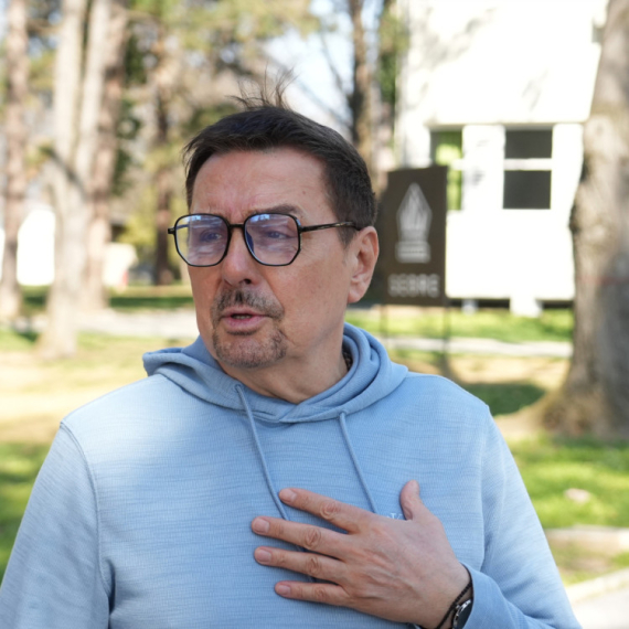 Keba provodio dane u Popovićevoj kući tokom najveće borbe: „Divio sam se njegovom pragu bola“