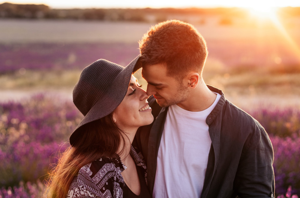 DNEVNI HOROSKOP ZA 17. MART: Devicama prija komunikacija sa jednom osobom; Vage žele STABILNOST u kontaktu sa voljenom osobom