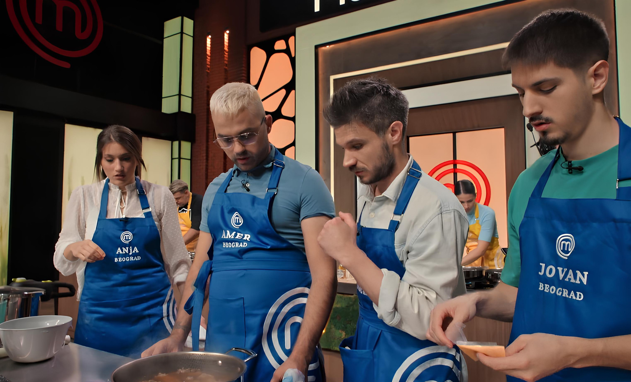 SVE KIPI OD TENZIJE: „On je očigledno najpametniji ovde i najbolje kuva, što smo videli da i nije baš tako u praksi“