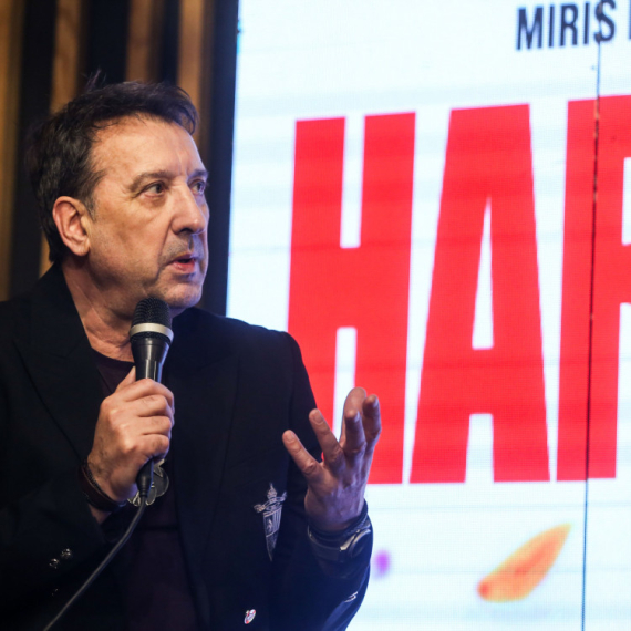 Pevač isprozivao kolege: "Sami sebi VI GOVORE"