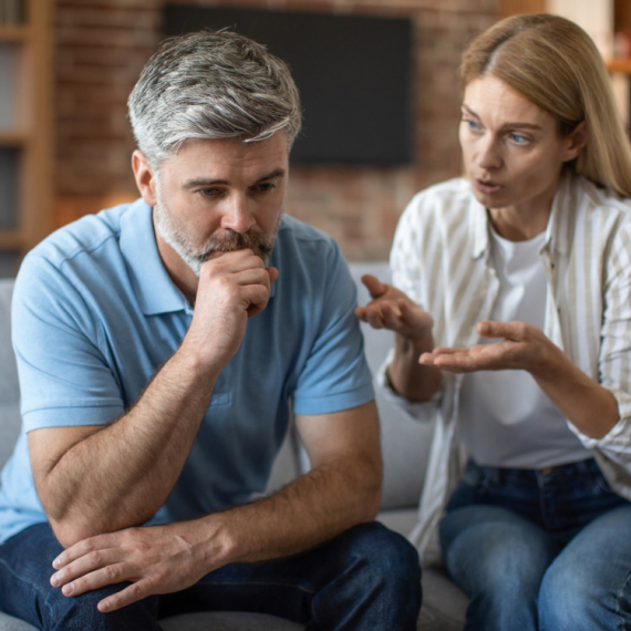 DNEVNI HOROSKOP ZA ČETVRTAK 19. MART: Ribe imaju PRITISAK NA POSLU, Jarčevi nezadovoljni postignutim dogovorima, Bikovi rešavaju jedan po jedan problem