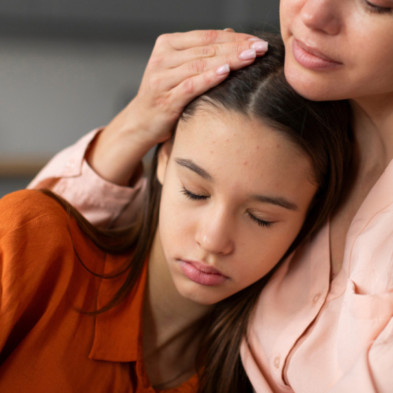 Ćerka je pitala da naruči "picu sa kobasicama", a mama je odmah znala da nešto NIJE U REDU (FOTO)