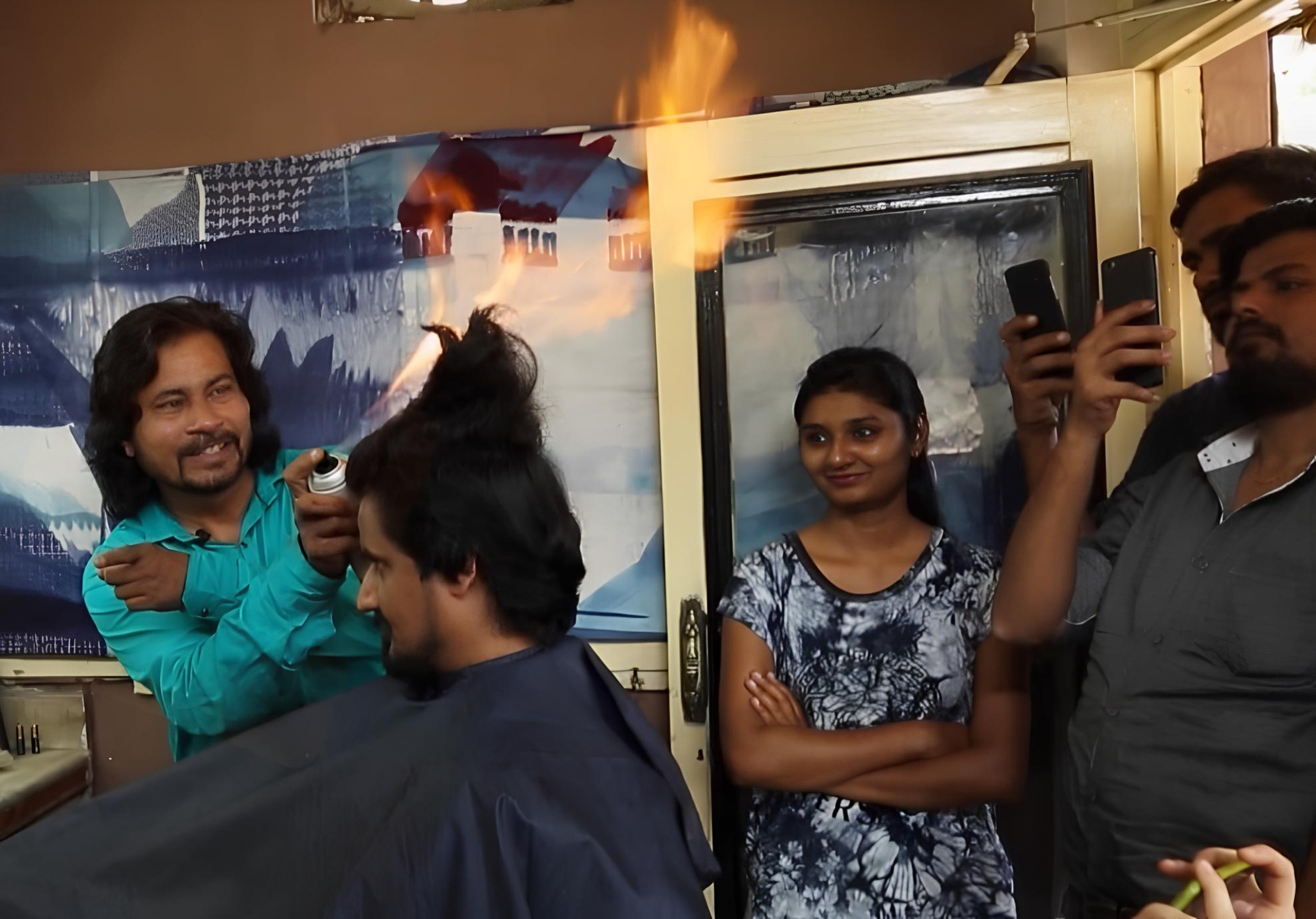 Galileo - Nedelja, 22. mart - Zaboravite makaze - u Indiji kosu šišaju plamenom!