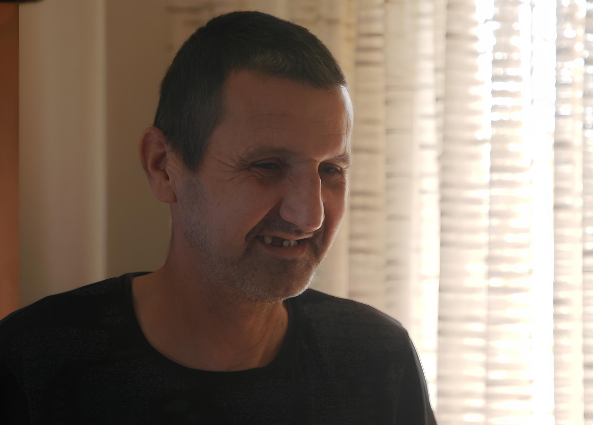 Radna akcija sa Tamarom - Sreda, 25. mart - Samohrani otac tri dečaka i baka imaju kućicu koja nema priključenu vodu