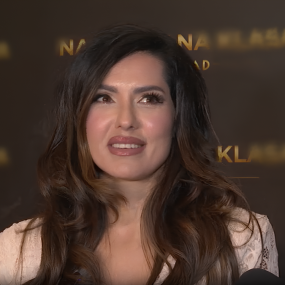 Tanja Savić uputila DIRLJIVU PORUKU Snežani Đurišić: „Uvek sam se ponosila vašim imenom“