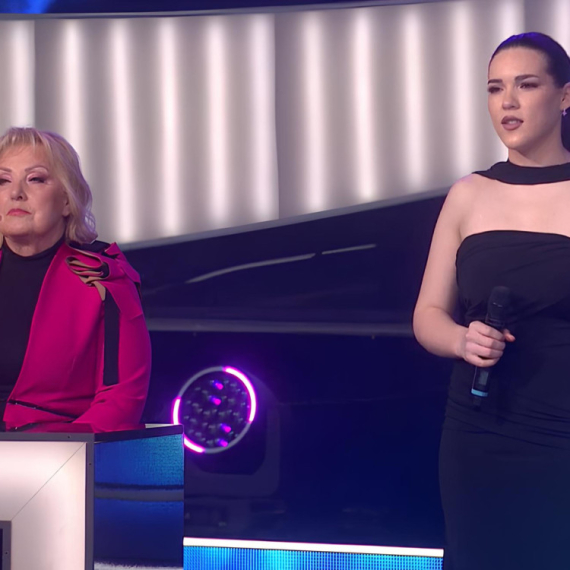 Ona je verovatno najmlađi DOKTOR NAUKA u Srbiji: Žiri ‘zaratio’ nakon nastupa ove devojke (VIDEO)