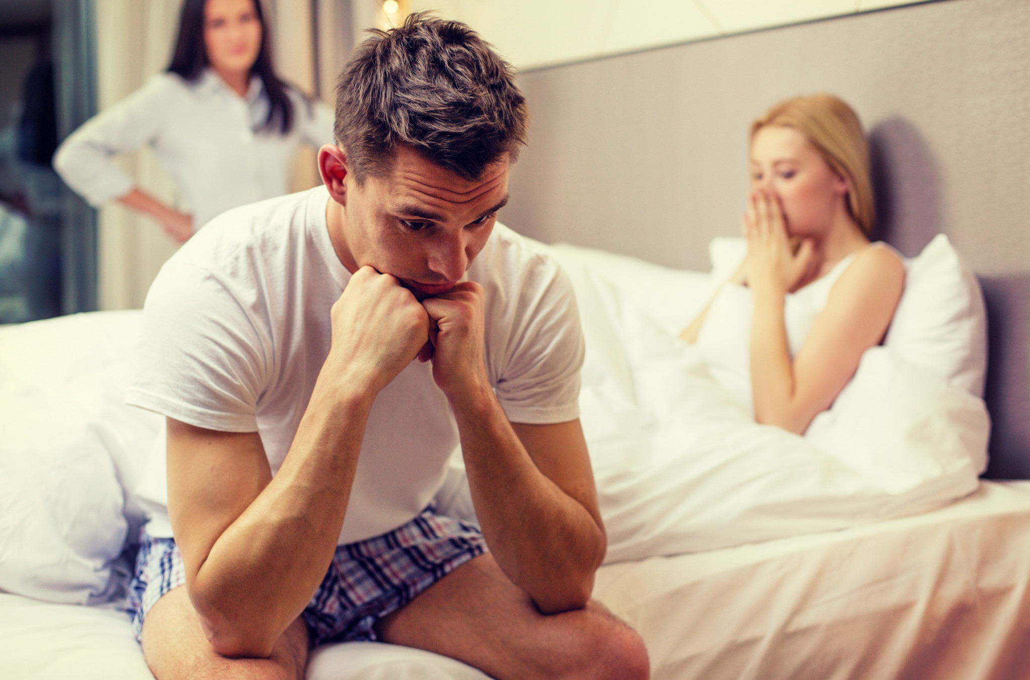 Otkrila je da je dečko VARA na najluđi način - nećete verovati ŠTA ga je odalo! Dokaz da preljubnici NIGDE nisu bezbedni! (VIDEO)