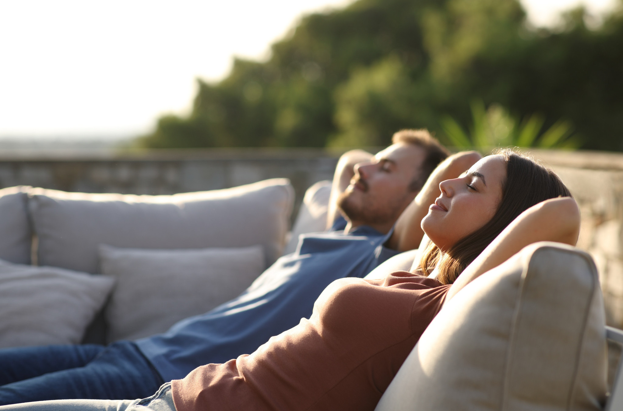 DNEVNI HOROSKOP ZA NEDELJU, 5. APRIL: Bikovi obnavljaju PRIJATELJSTVA, Rakovi puni PLANOVA I IDEJA, Vodolije treba da se OPUSTE