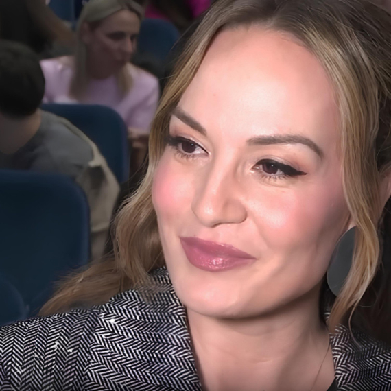 Jelena Tomašević priznala ZAŠTO koncerti KOŠTAJU koliko koštaju! Na ovo niko ne misli (VIDEO)