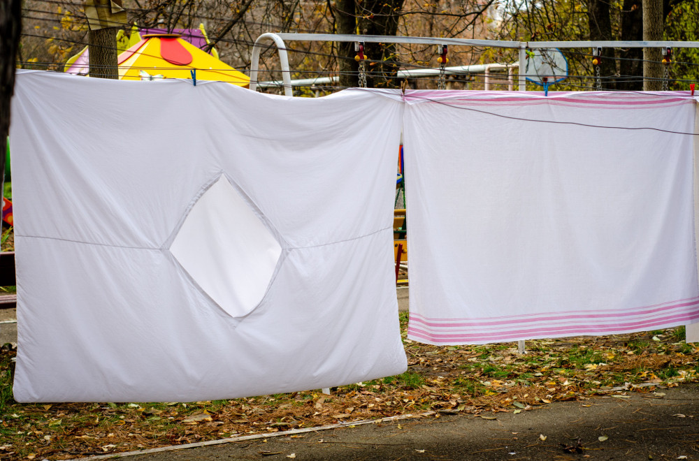 Zašto je navlaka za čuveni jugoslovenski jorgan NA SREDINI IMALA OTVOR? DIJAMANTSKI REZ obavljao je nekoliko VAŽNIH FUNKCIJA