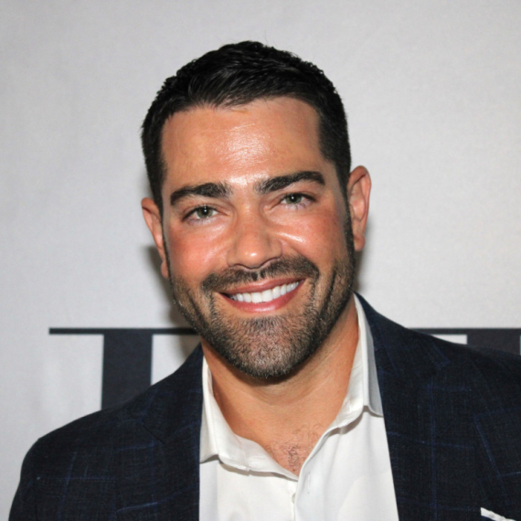 Glumac za kojim su ludele žene priznao šta je radio na sebi: "Jednom i nikad više" FOTO