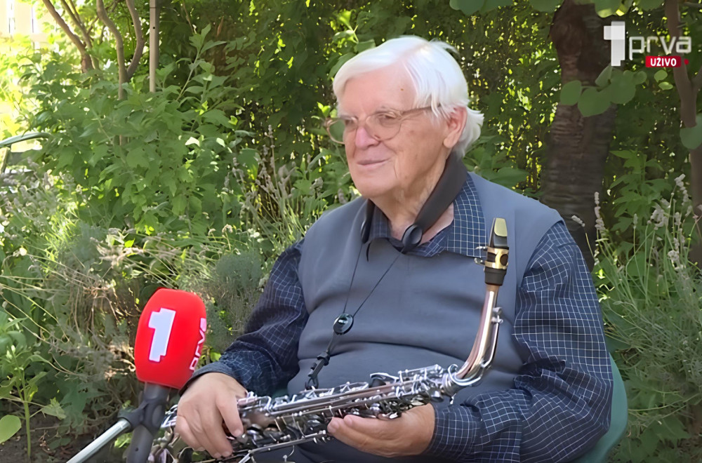 Da je Rala duvao u balon koliko decenija je duvao u saksofon taj balon bi bio veći od zemljine kugle!?