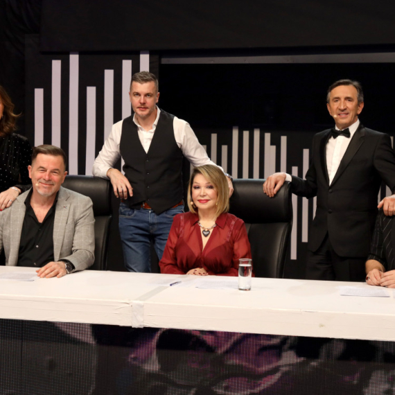 Nikad nije kasno - Nedelja, 5. april - Mare razotkrio takmičara u emisiji: „Znam da je to zbog Nede“