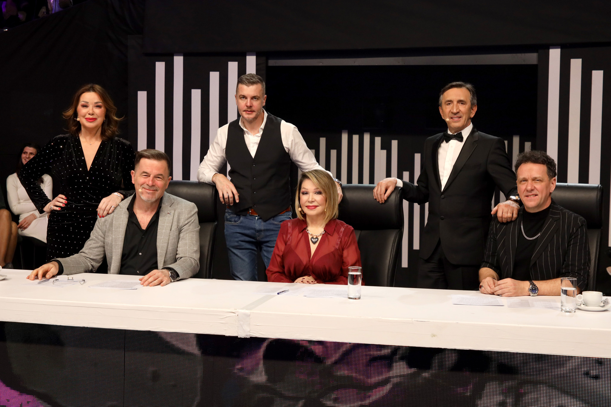 Nikad nije kasno - Nedelja, 5. april - Mare razotkrio takmičara u emisiji: „Znam da je to zbog Nede“