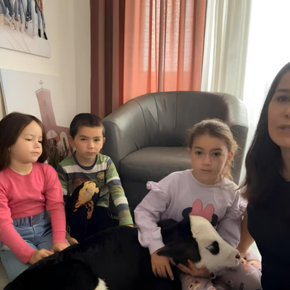 Sedmoro dece Garovića imaju neobičnog kućnog ljubimca – TELE! Kako je ovaj lepotan završio u njihovom domu? (VIDEO/FOTO)