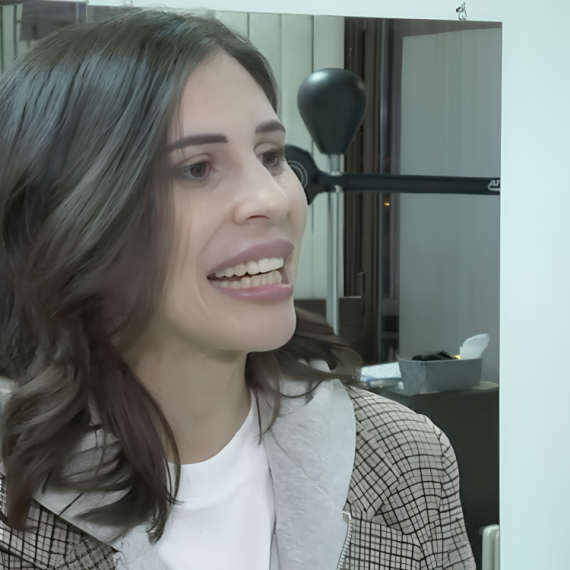 "To su neke slike u detinjstvu koje ostanu dosta upečatljive" Iskra Brajović se prisetila mlađih dana - ovo će zauvek pamtiti