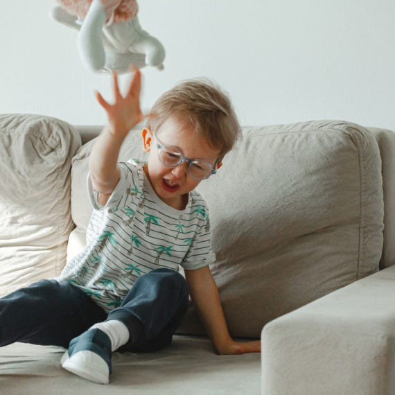 Dete vam ima NAPAD BESA? Evo kako da ostanete SMIRENI