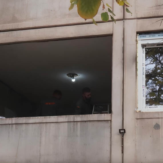 Radna akcija sa Tamarom - Sreda, 8. april - Posle požara u stanu, Marina nije imala novca da popravi štetu - sada stiže pomoć!