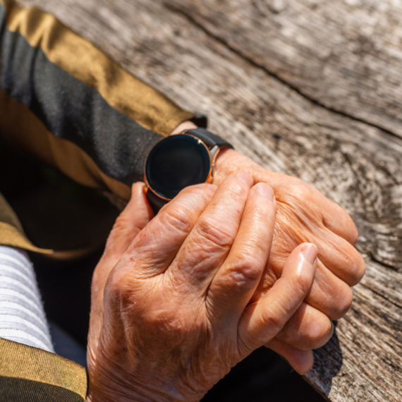 Devedesetogodišnja baka dokazala je da snovi nemaju rok trajanja: Ušla je u Ginisa i zadivila celu planetu (VIDEO)