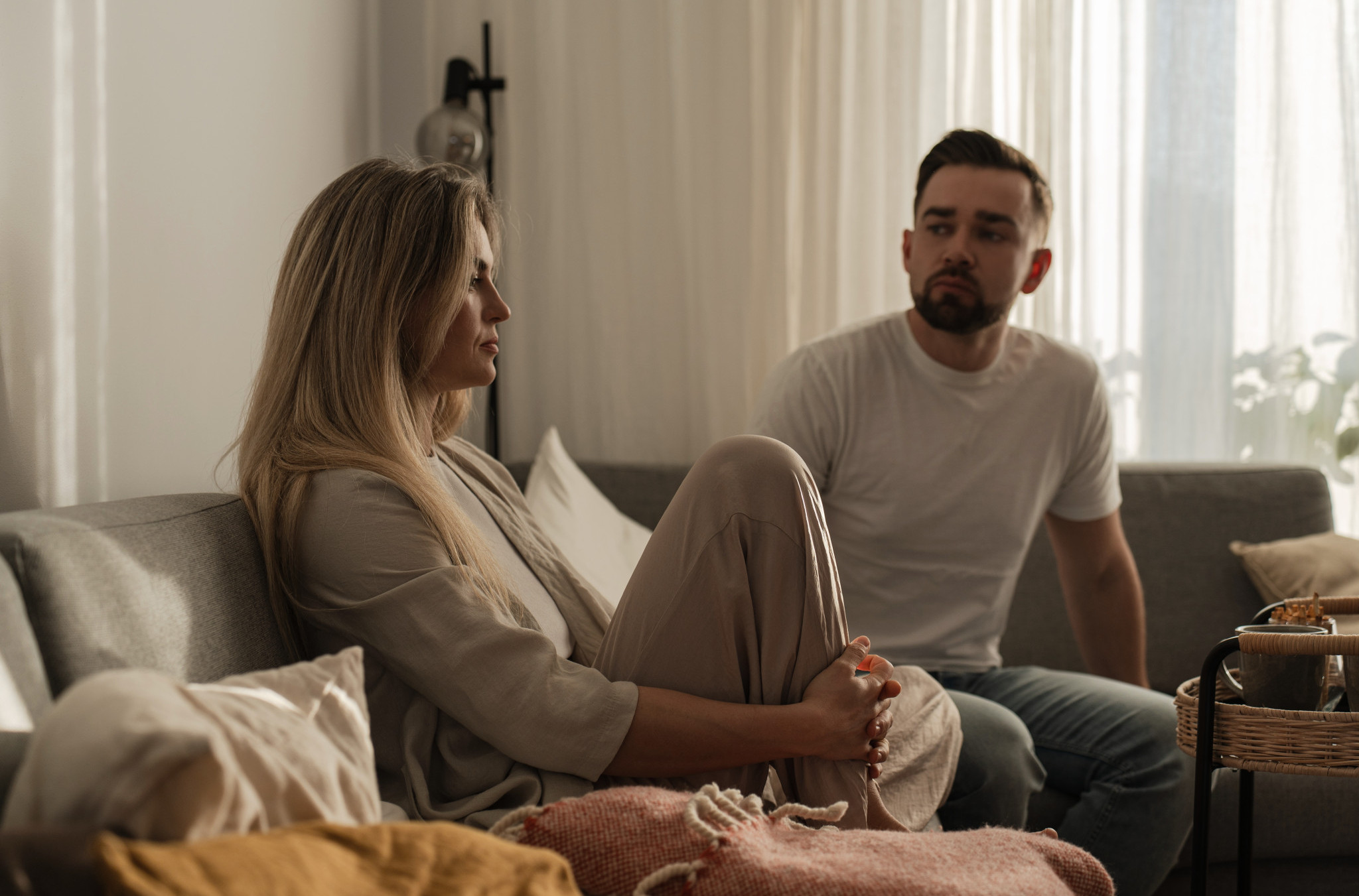 Ova ponašanja dovode do KRAHA VEZE! Reagujte dok ne bude kasno