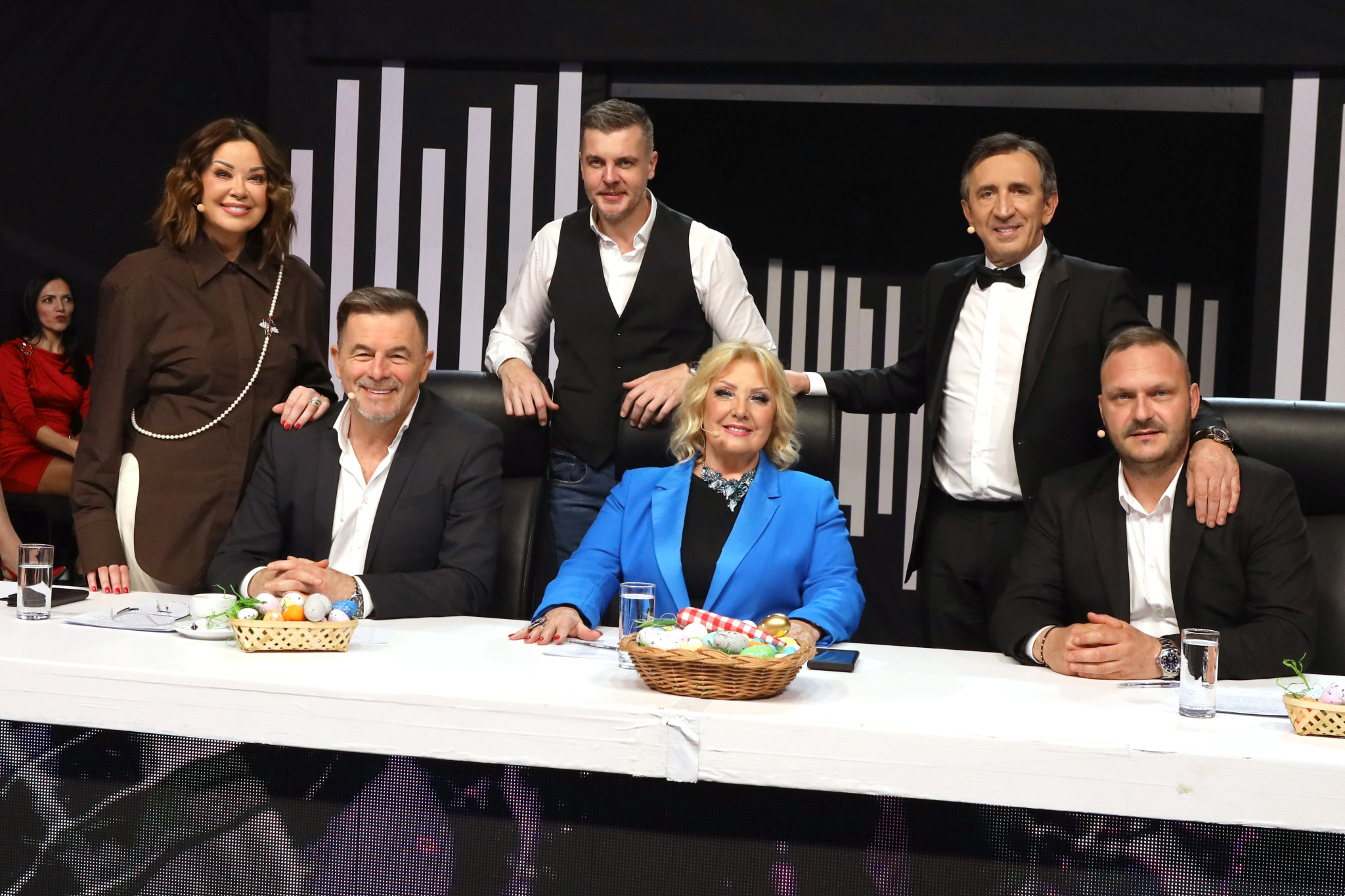 Nikad nije kasno - Nedelja, 12. april - Spoj iskustva, emocije i vrhunskog muzičkog znanja