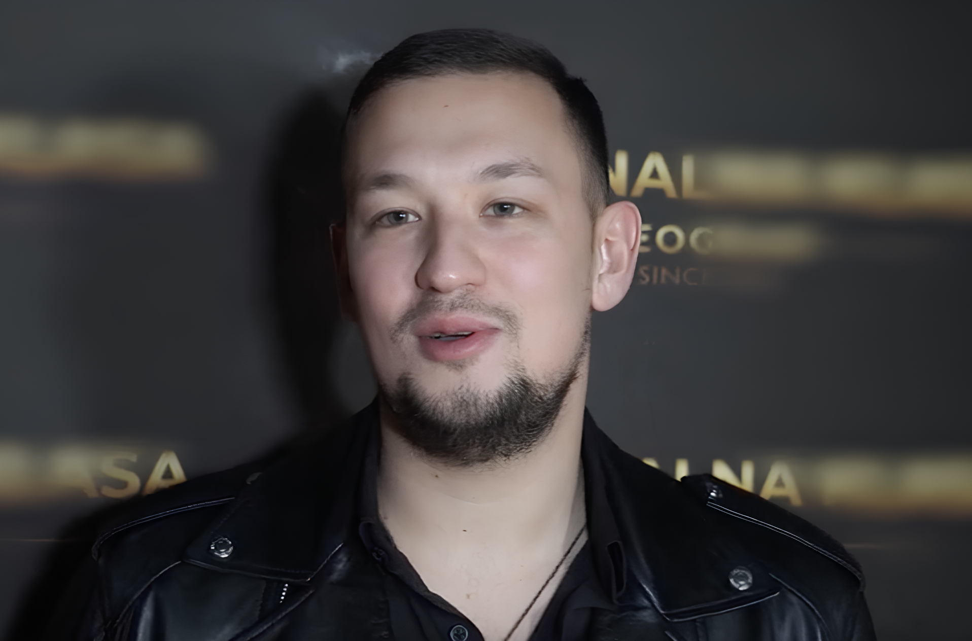 Čak su se i njegovi ukućani ČUDILI! Pevač podelio detalje iz DETINJSTVA - "Ja sam od malena već ušao u mašinu ozbiljnu"