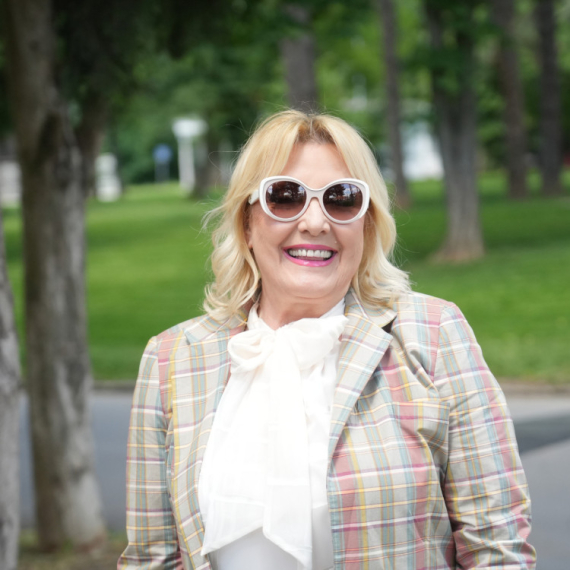 Ovako Snežana Đurišić slavi Vaskrs