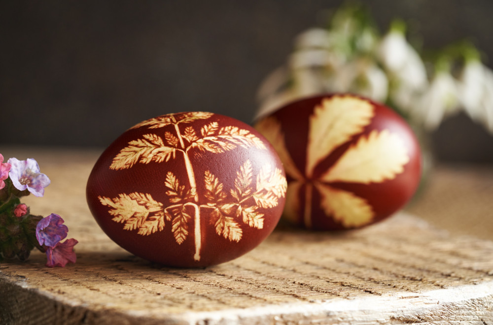 Koje mesto u kuhinji najviše ugrožava svežinu uskršnjih jaja i kako da ih pravilno čuvate tokom praznika