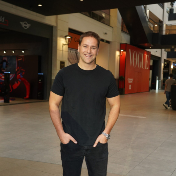 OGLADNEĆETE VEĆ NA PRVI POGLED: Evo ŠTA se sve nalazi na VASKRŠNJOJ TRPEZI Luke Raca (FOTO)