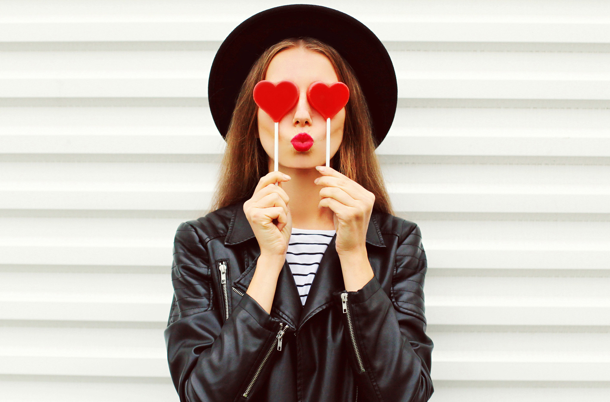 DNEVNI HOROSKOP ZA SREDU, 15. APRIL: Vodolije posvećene poslu, Škorpije SVE ČEŠĆE razmišljaju o jednoj osobi, Rakovi posebno EMOTIVNI