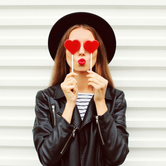 DNEVNI HOROSKOP ZA SREDU, 15. APRIL: Vodolije posvećene poslu, Škorpije SVE ČEŠĆE razmišljaju o jednoj osobi, Rakovi posebno EMOTIVNI