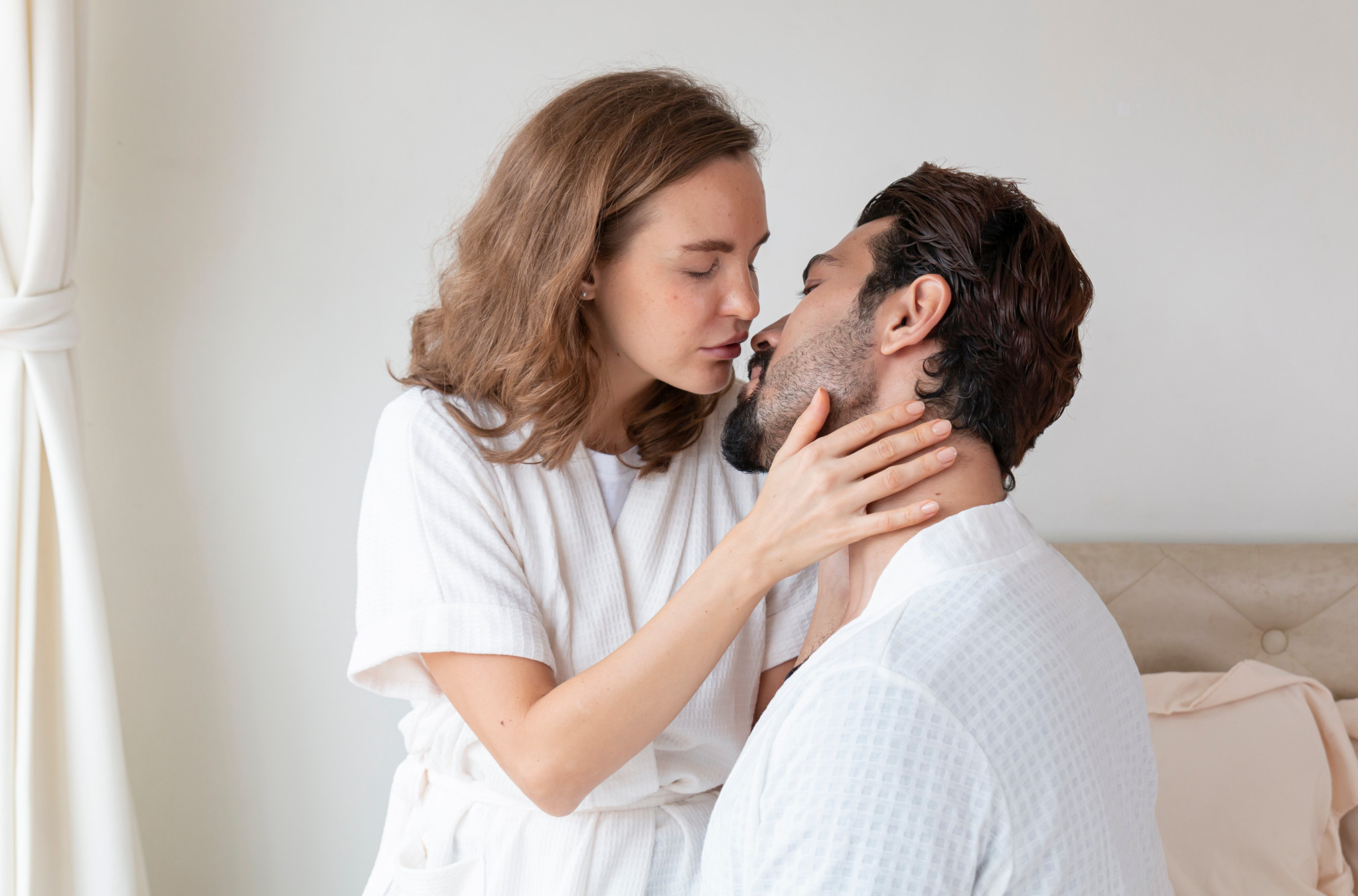 Intimni odnos u dugoj vezi ne mora postati dosadan! Samo promenite neke od NAVIKA