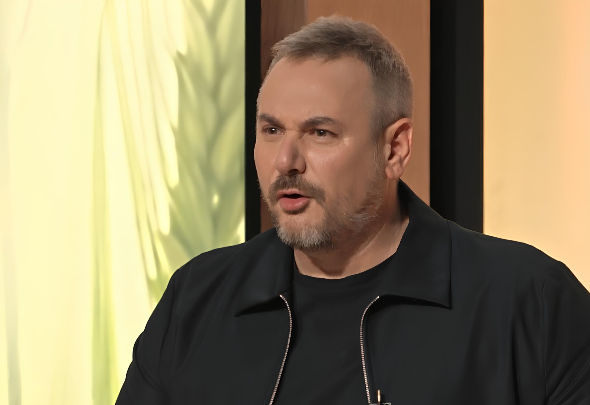 "Lele Negice, UTEPA ME" Poslužila čvarke i KIVI, pa KIKSNULA - Svi popadali od smeha, a Filipova reakcija je neprocenljiva!