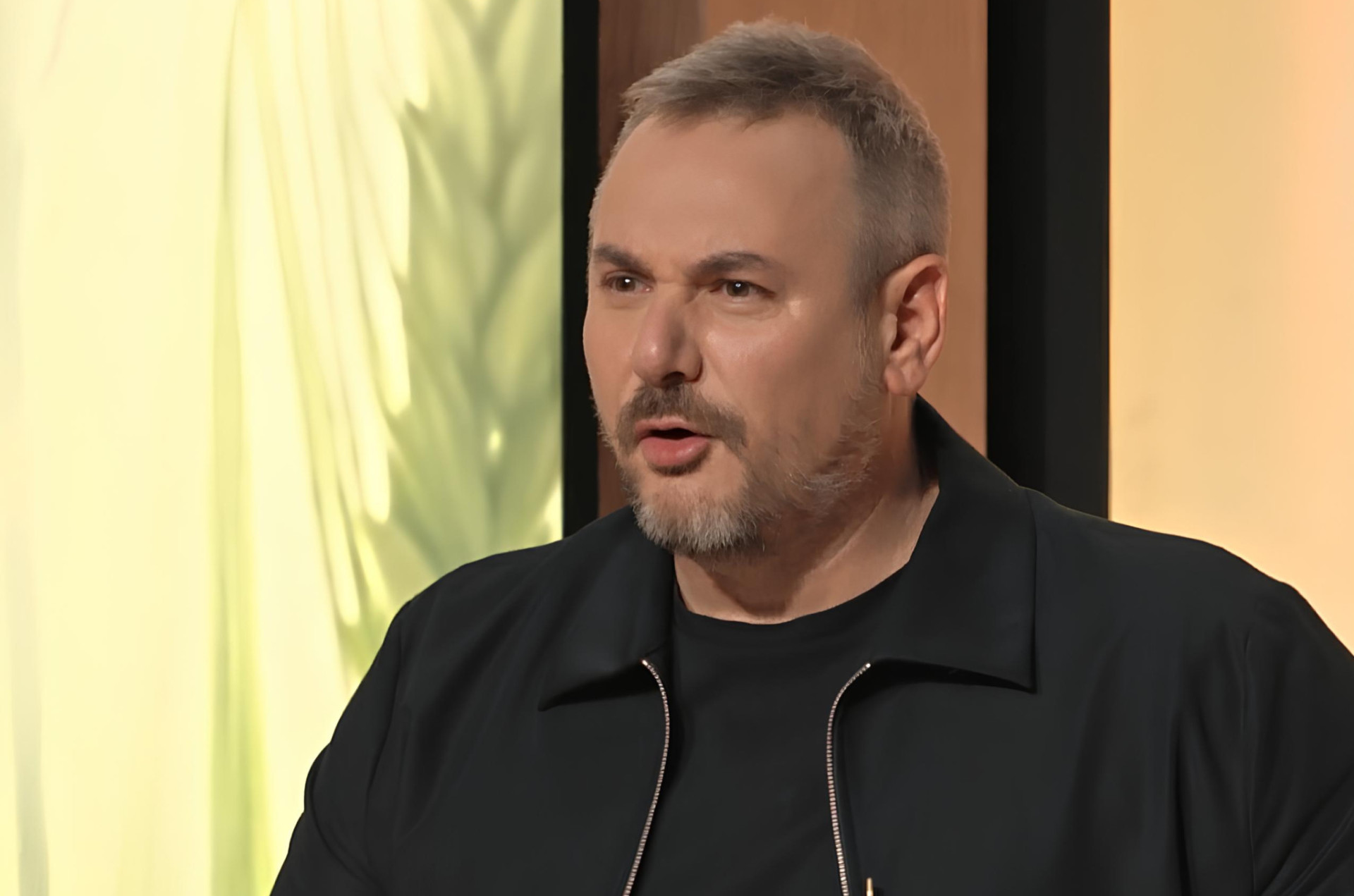 "Lele Negice, UTEPA ME" Poslužila čvarke i KIVI, pa KIKSNULA - Svi popadali od smeha, a Filipova reakcija je neprocenljiva!